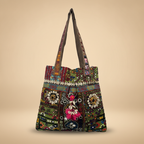 Shell Tassel Handcrafted Tote Bag — Plum Toran
