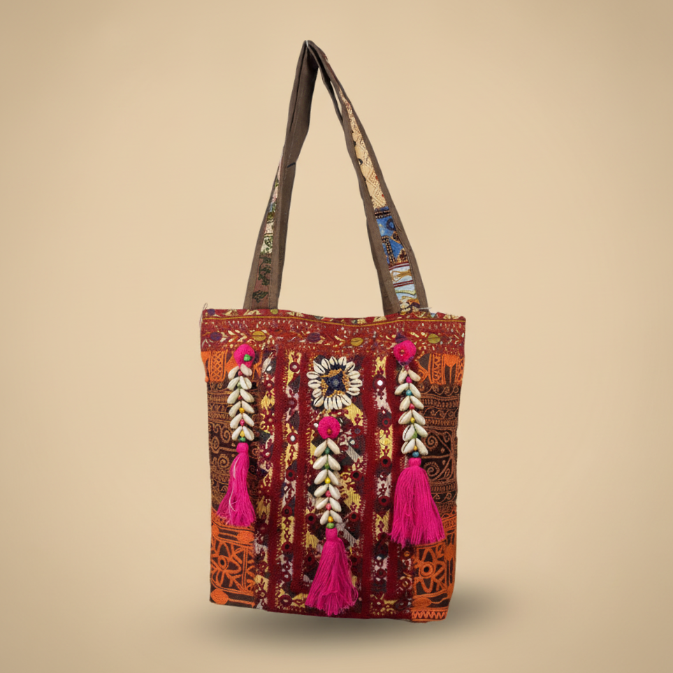 Shell Tassel Handcrafted Tote Bag — Brick Fringe