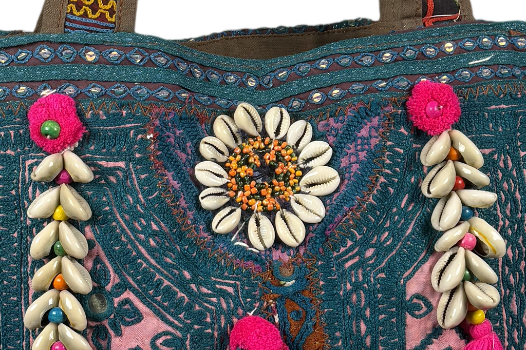 Shell Tassel Handcrafted Tote Bag — Teal Tapestry