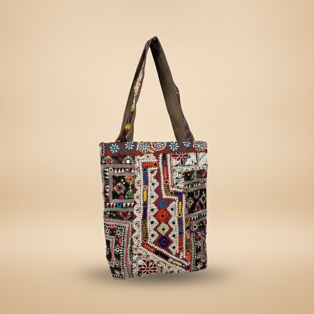 Shell Tassel Handcrafted Tote Bag — Sandstone Fringe