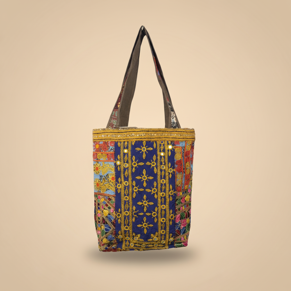 Shell Tassel Handcrafted Tote Bag — Fuchsia Tapestry