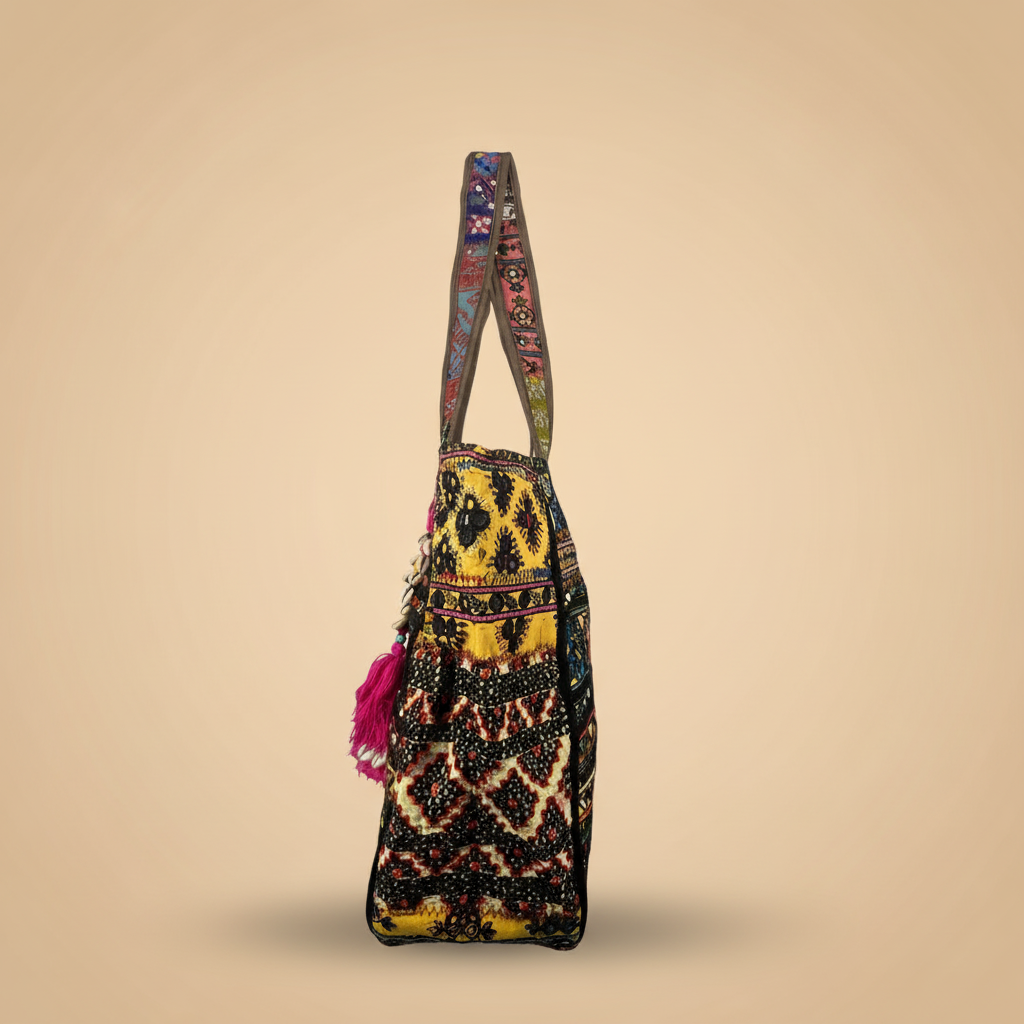 Shell Tassel Handcrafted Oversized Tote Bag — Amber Horizon