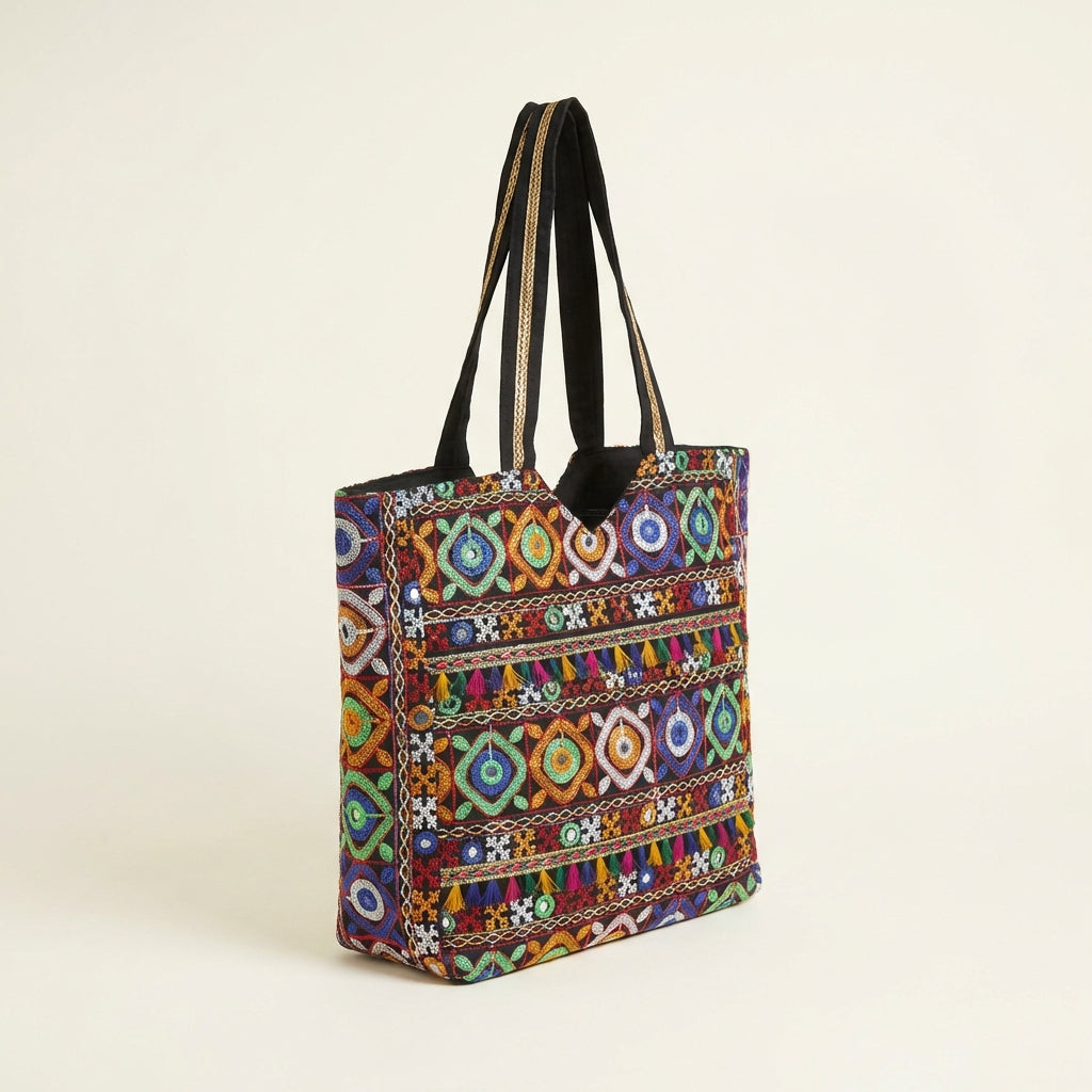 Model walking with Jat Mutava blue diamond Suf tote bag — lifestyle shot