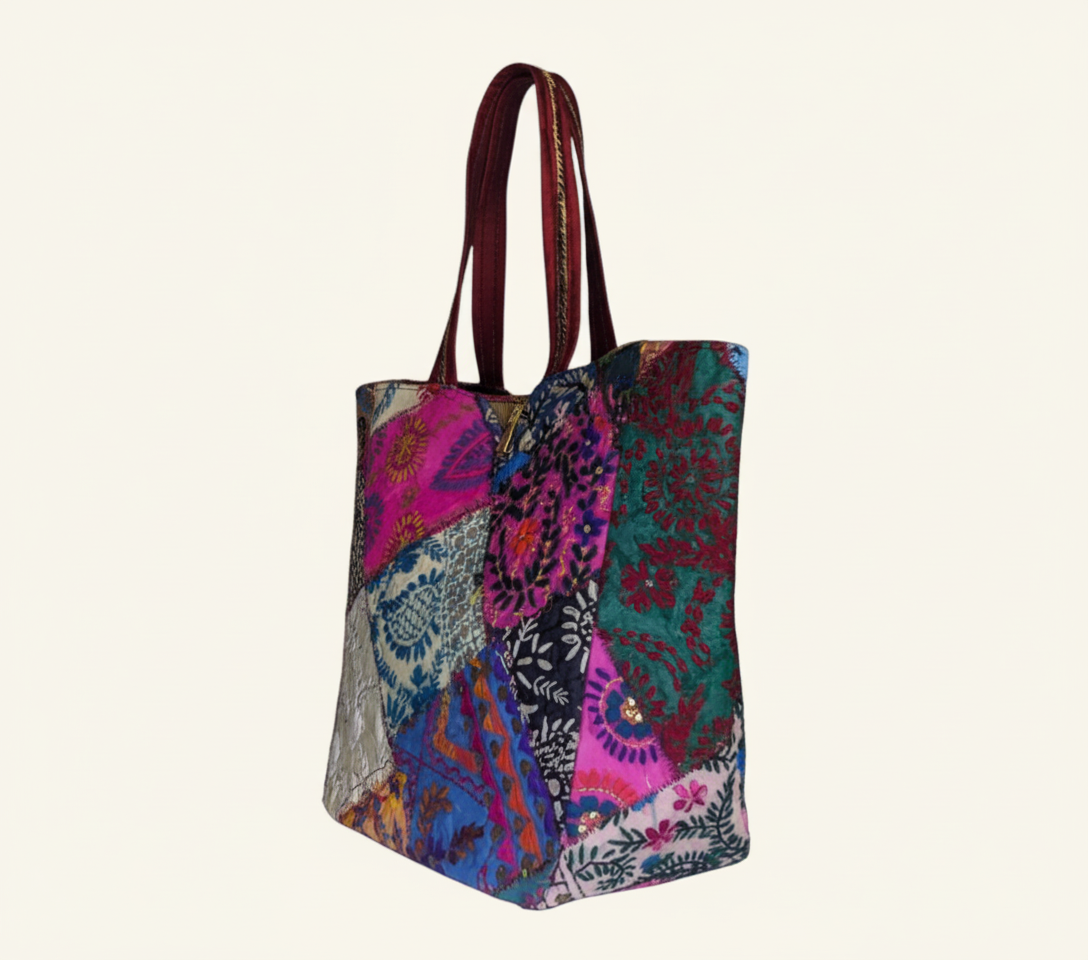 Applique Patchwork Sandstone Indigo tote bag back view