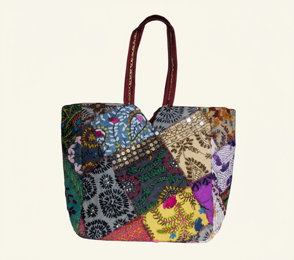Applique Patchwork Dusk Mosaic tote bag isometric angle