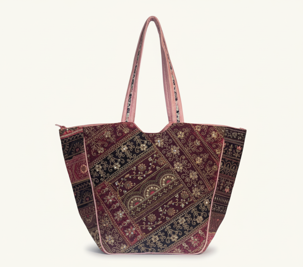 Gotta Patch Rose Shimmer tote bag isometric angle