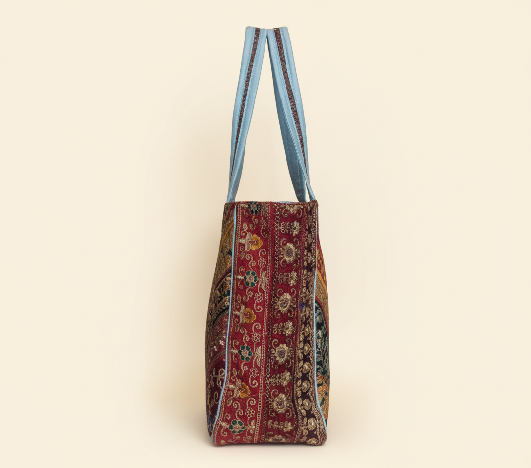 Gotta Patti No Tassel Celestial Elegance tote bag isometric angle
