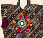 Gotta Patti Shell Tassel Garnet Festival tote bag back view