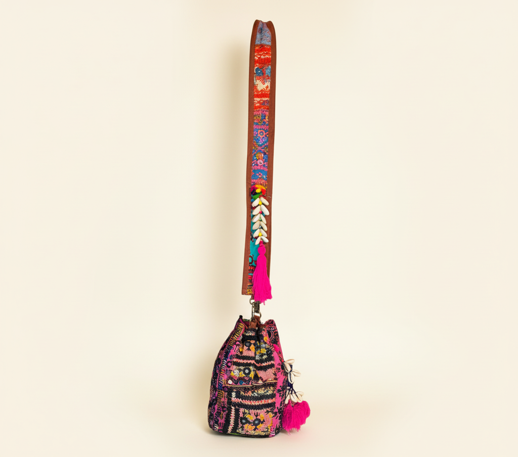 Shell Tassel Fuchsia Spark (Mini) bucket bag isometric angle