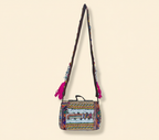 Shell Tassel Chitra crossbody bag isometric angle
