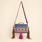 Shell Tassel Gulbahar crossbody bag isometric angle