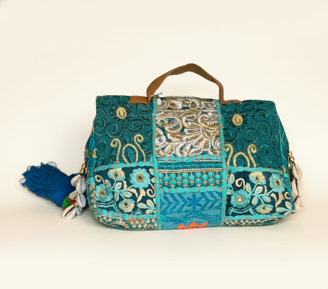 Shell Tassel Ambar crossbody bag back view