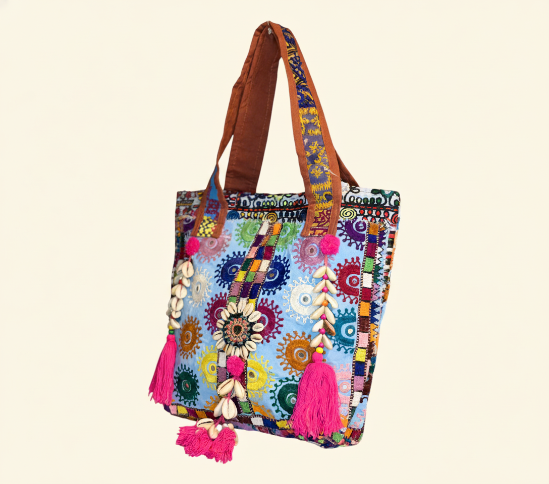 Shell Tassel Festival Mosaic tote bag isometric angle